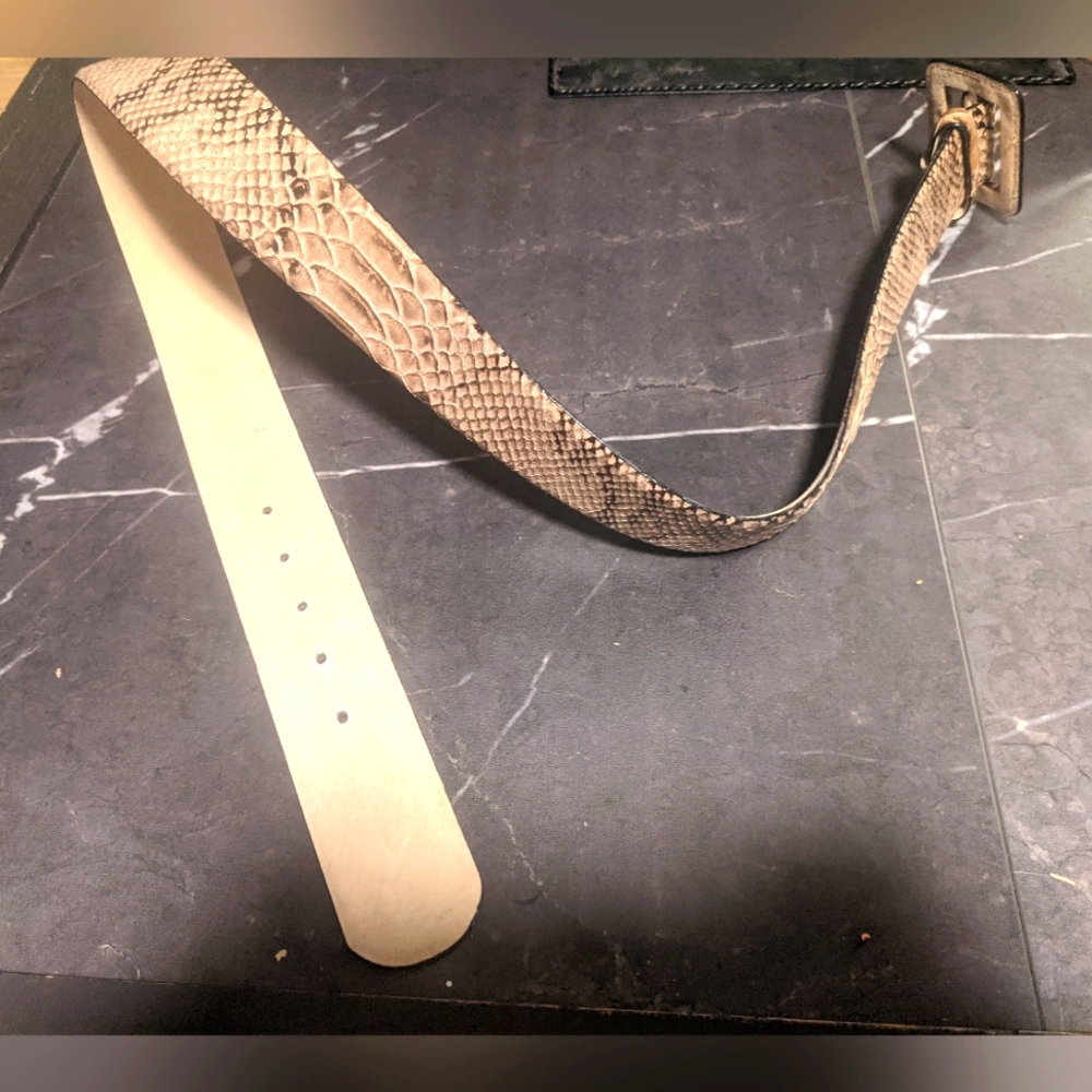 Women's Snake Skin Leather Belt, Size XL